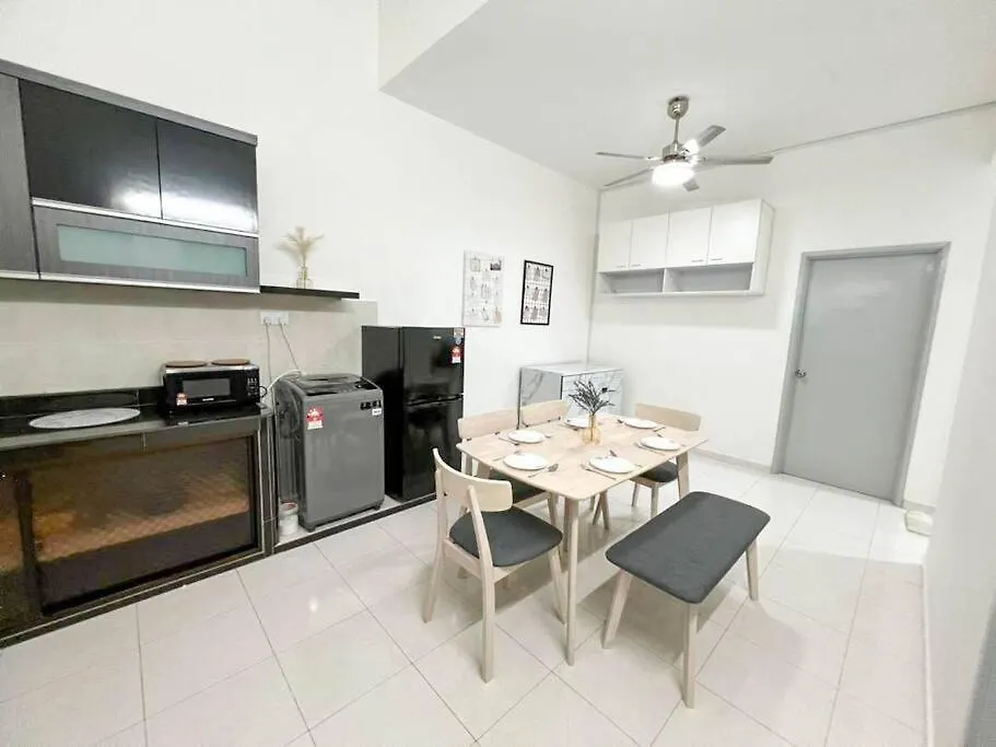Bukit Indah 9-11 Pax 5Min To Aeon Apartment Johor Bahru