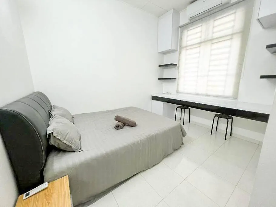 Bukit Indah 9-11 Pax 5Min To Aeon Apartment Johor Bahru Malaysia